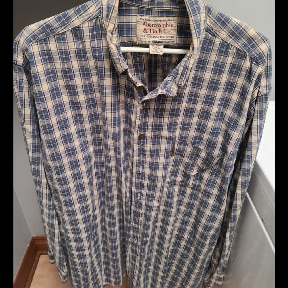 Men’s Abercrombie Long Sleeve